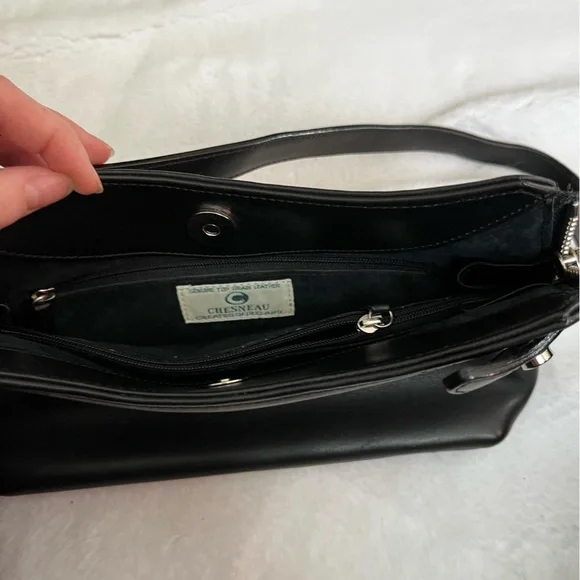 black chesneau bag - Picture 3 of 3
